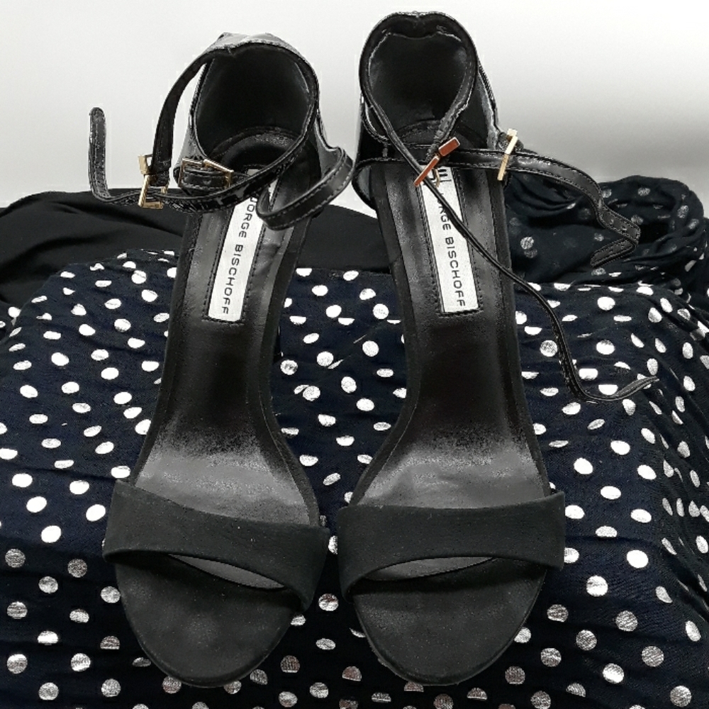 JORGE BISCHOFF BLACK HEELS